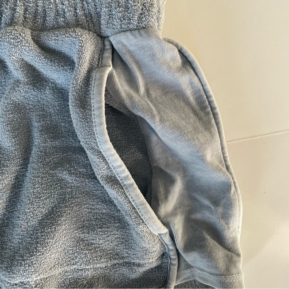 Fabletics Eco Conscious Terry Sweatshorts Blue Women’s Size XS Shorts Pockets - Picture 6 of 10
